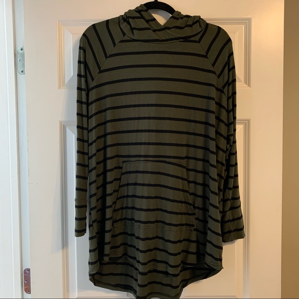 Lularoe Amber Hoodie